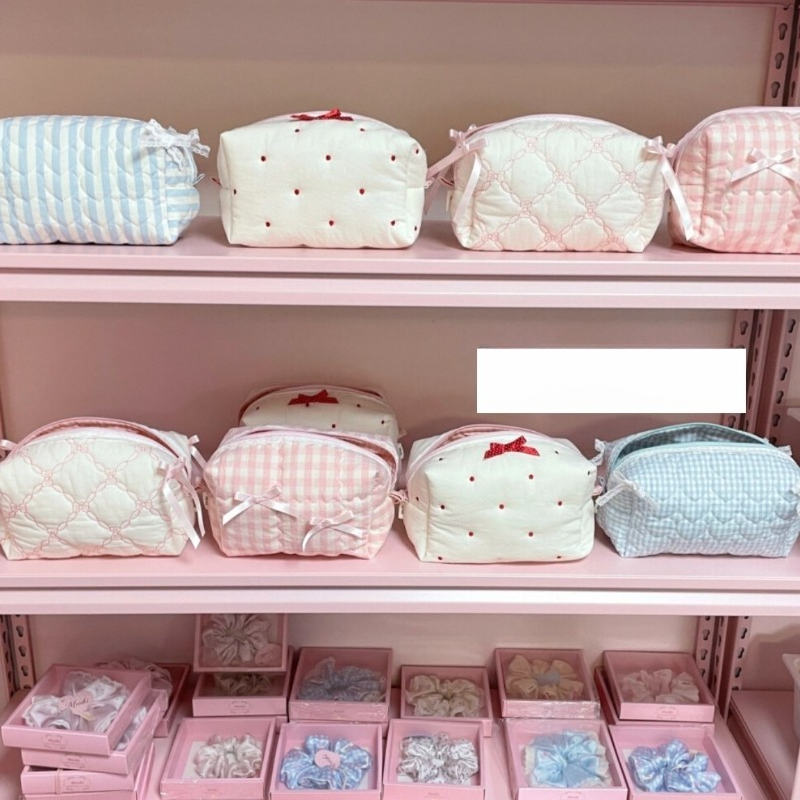 Women Accessories Wholesale China - حقيبة مكياج جديدة مبطنة يدوية الصنع،