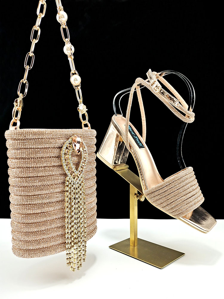 صنادل وحقائب نسائية رائجة البي - مراجعة Women Accessories Chain وسعره