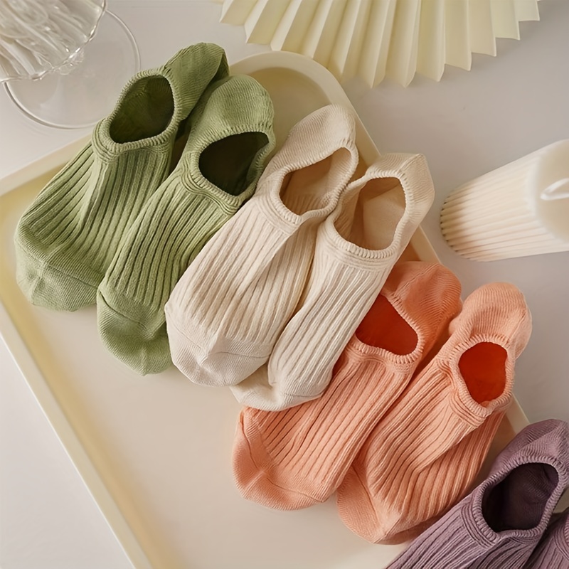 جوارب قصيرة ملونة مضلعة للنساء - مراجعة Women'S Ankle Accessories وسعره